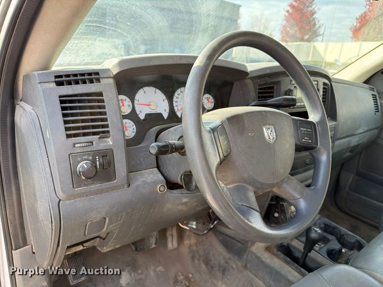 image for item EX1175 2008 Dodge Ram 5500 bucket truck