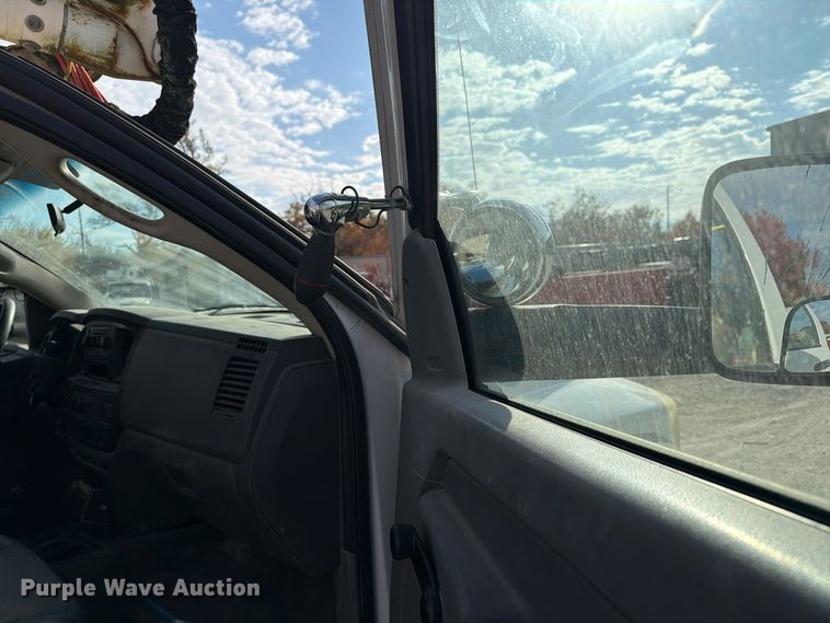 image for item EX1175 2008 Dodge Ram 5500 bucket truck