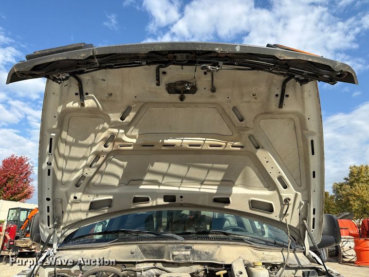 image for item EX1175 2008 Dodge Ram 5500 bucket truck