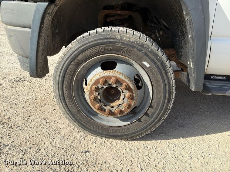 image for item EX1175 2008 Dodge Ram 5500 bucket truck