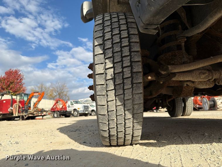 image for item EX1175 2008 Dodge Ram 5500 bucket truck