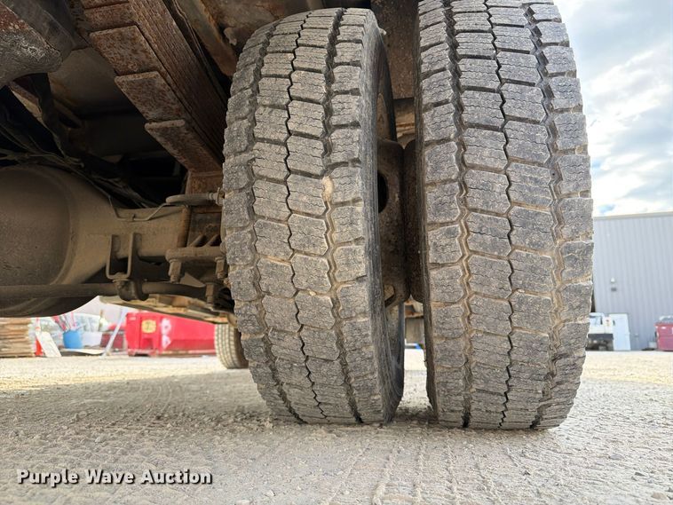 image for item EX1175 2008 Dodge Ram 5500 bucket truck