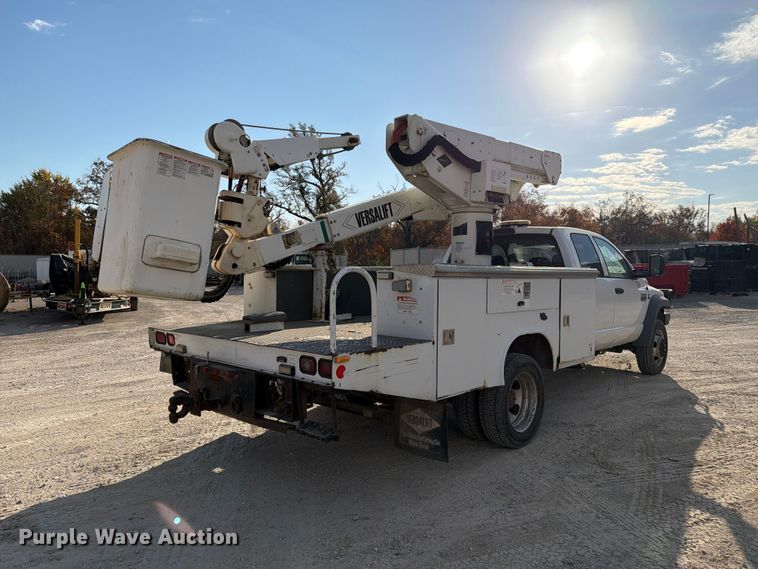 image for item EX1177 2009 Dodge Ram 5500 ext. cab bucket truck