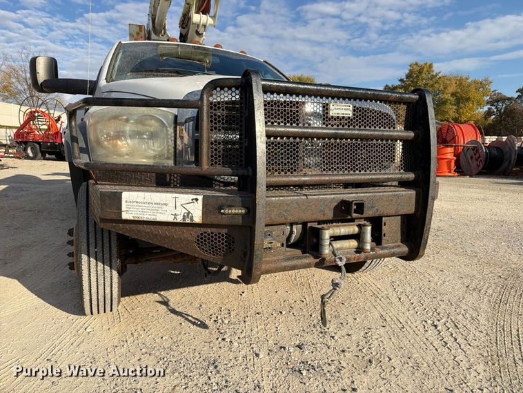 image for item EX1177 2009 Dodge Ram 5500 ext. cab bucket truck