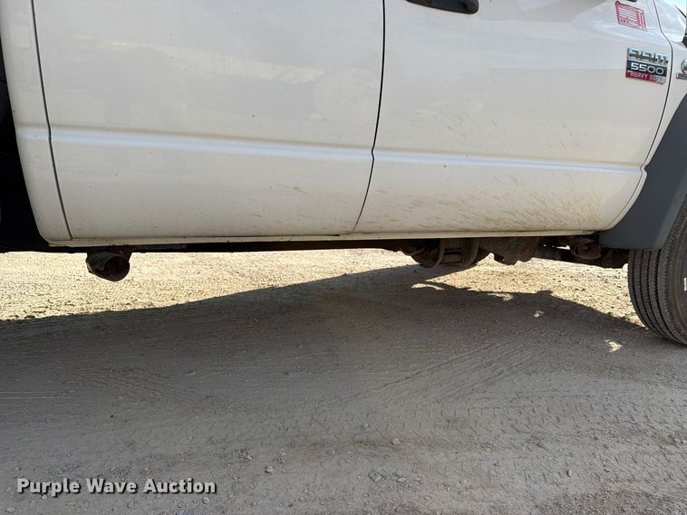image for item EX1177 2009 Dodge Ram 5500 ext. cab bucket truck