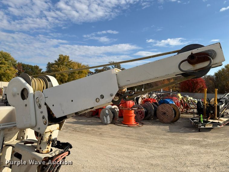 image for item EX1177 2009 Dodge Ram 5500 ext. cab bucket truck
