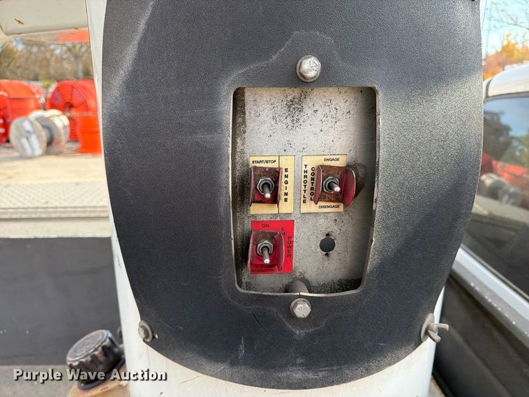 image for item EX1177 2009 Dodge Ram 5500 ext. cab bucket truck