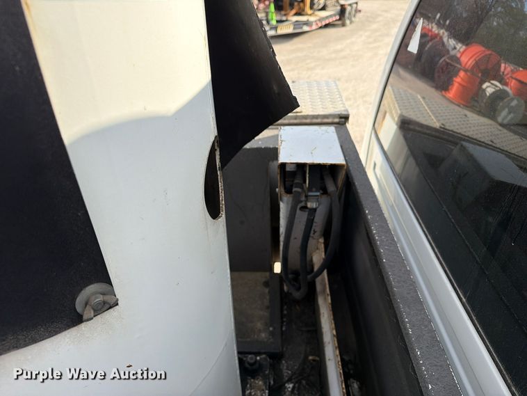 image for item EX1177 2009 Dodge Ram 5500 ext. cab bucket truck