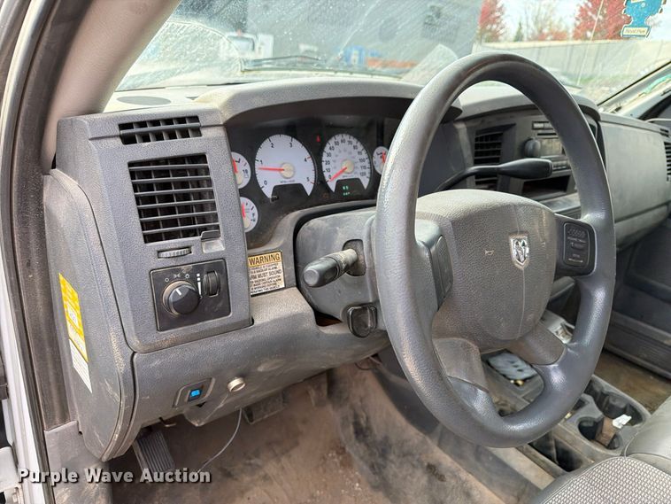 image for item EX1177 2009 Dodge Ram 5500 ext. cab bucket truck