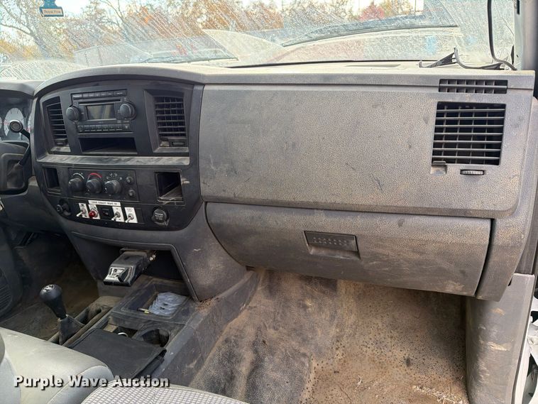 image for item EX1177 2009 Dodge Ram 5500 ext. cab bucket truck