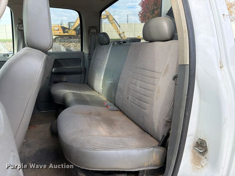 image for item EX1177 2009 Dodge Ram 5500 ext. cab bucket truck
