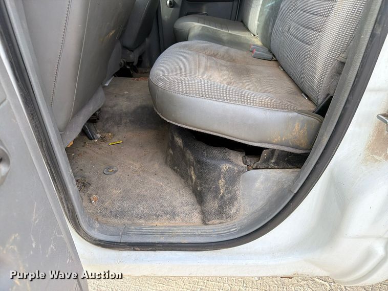 image for item EX1177 2009 Dodge Ram 5500 ext. cab bucket truck