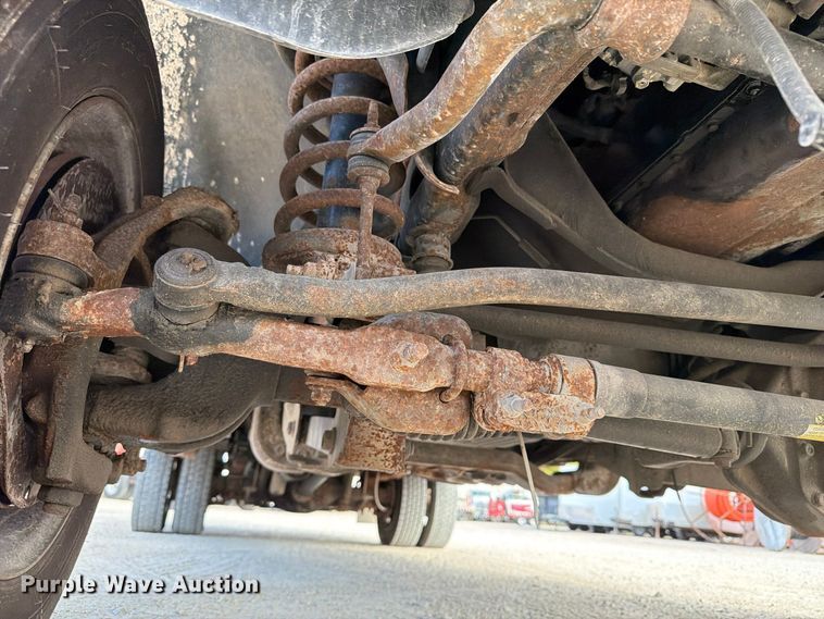 image for item EX1177 2009 Dodge Ram 5500 ext. cab bucket truck