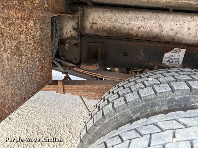 image for item EX1177 2009 Dodge Ram 5500 ext. cab bucket truck