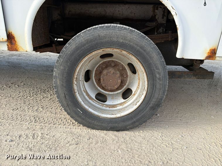 image for item EX1177 2009 Dodge Ram 5500 ext. cab bucket truck