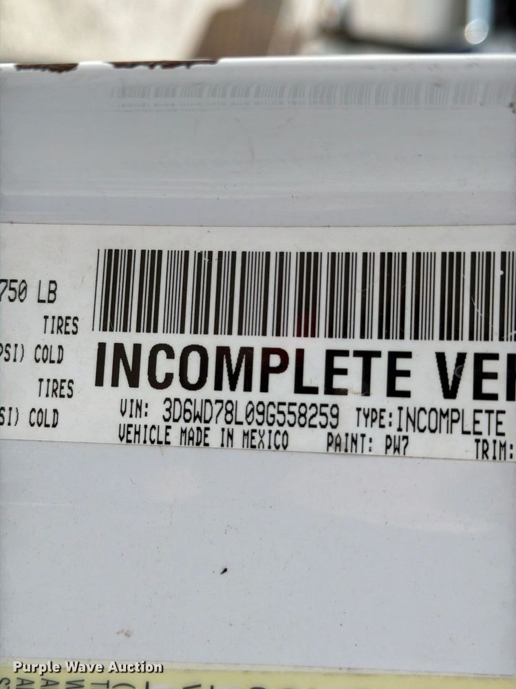 image for item EX1177 2009 Dodge Ram 5500 ext. cab bucket truck