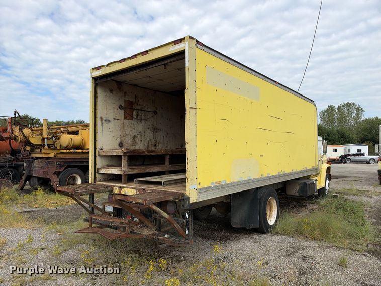 image for item EX2307 1986 GMC 7000 box truck
