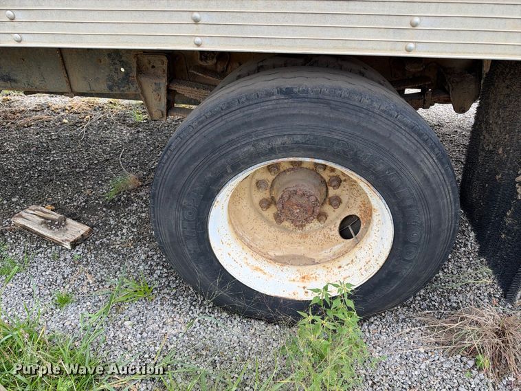 image for item EX2307 1986 GMC 7000 box truck