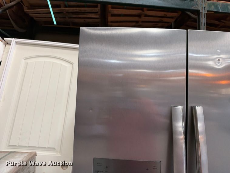 image for item EX2366 Frigidaire refrigerator