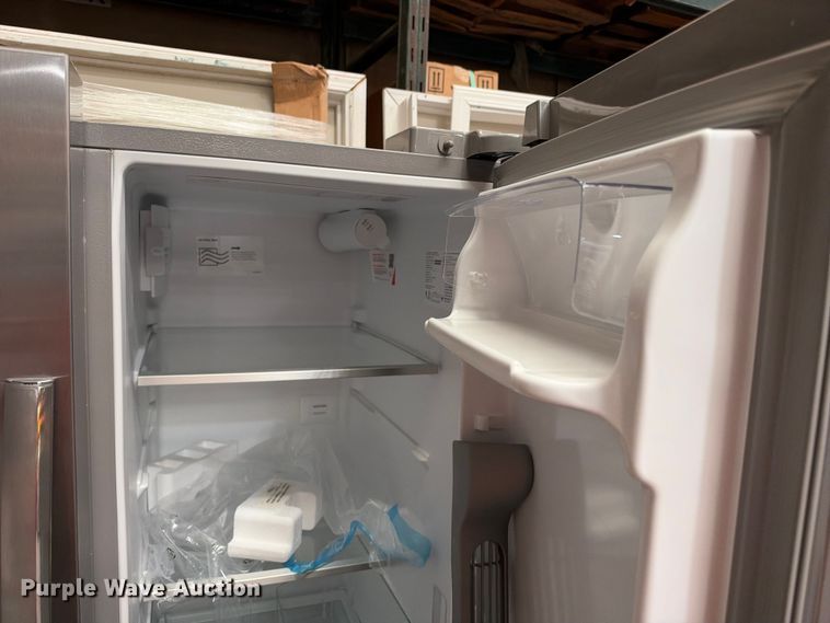 image for item EX2366 Frigidaire refrigerator