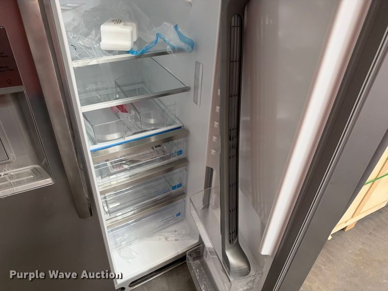 image for item EX2366 Frigidaire refrigerator