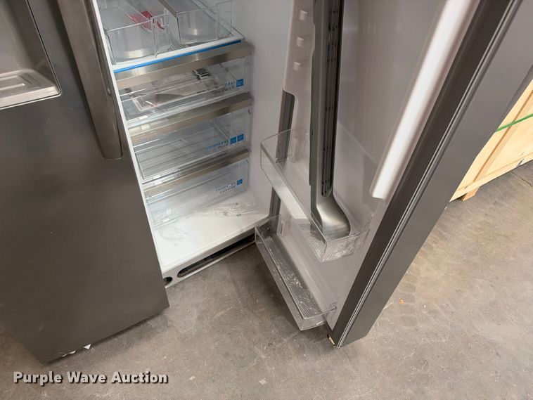 image for item EX2366 Frigidaire refrigerator