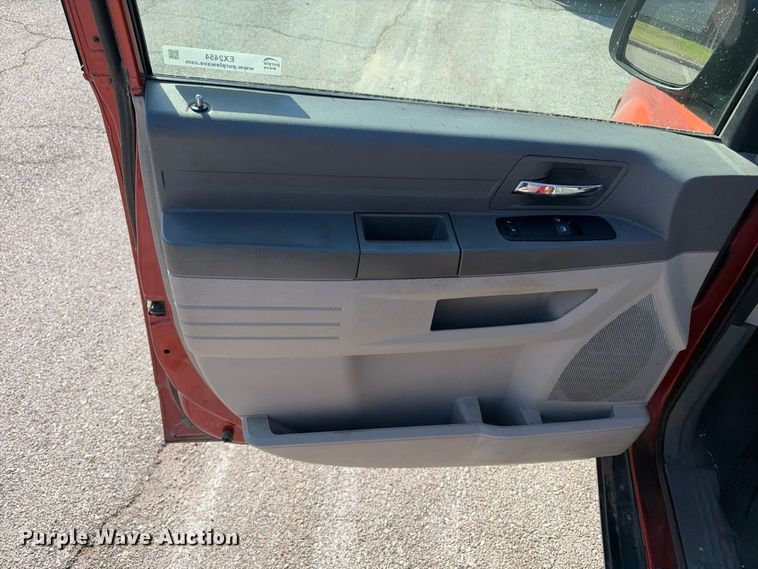 image for item EX2454 2008 Dodge Grand Caravan van