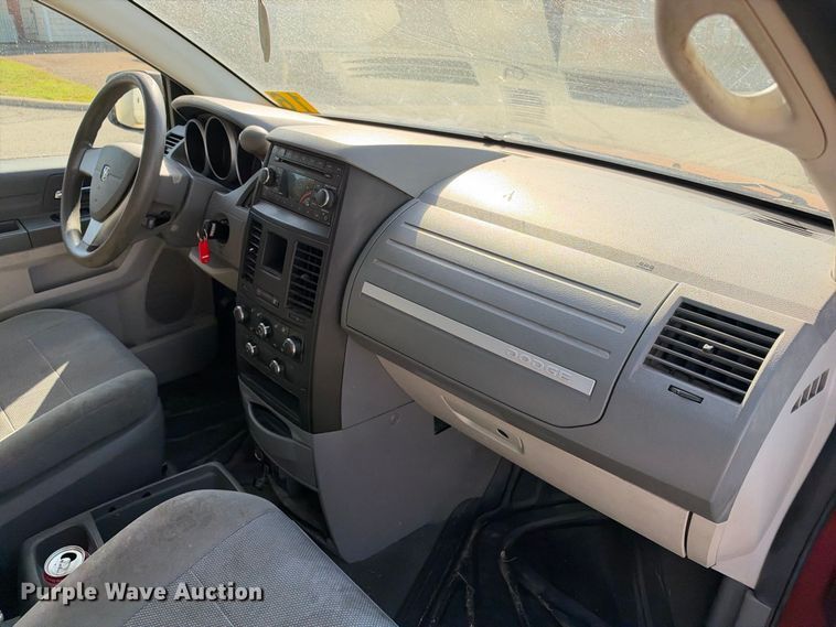 image for item EX2454 2008 Dodge Grand Caravan van