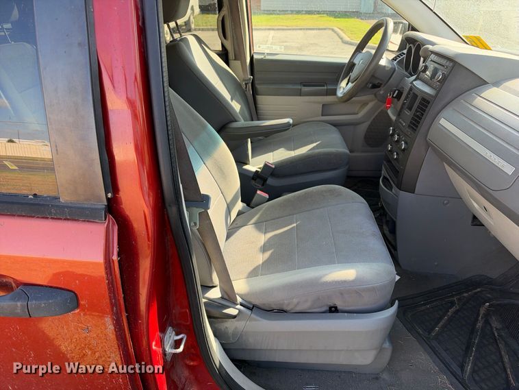 image for item EX2454 2008 Dodge Grand Caravan van