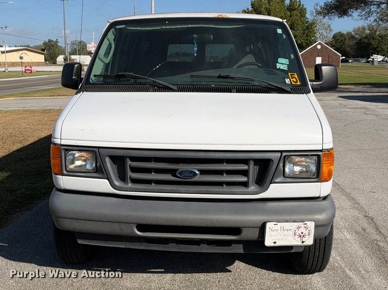 image for item EX2455 2007 Ford E350 van