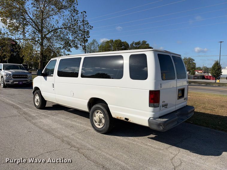 image for item EX2455 2007 Ford E350 van