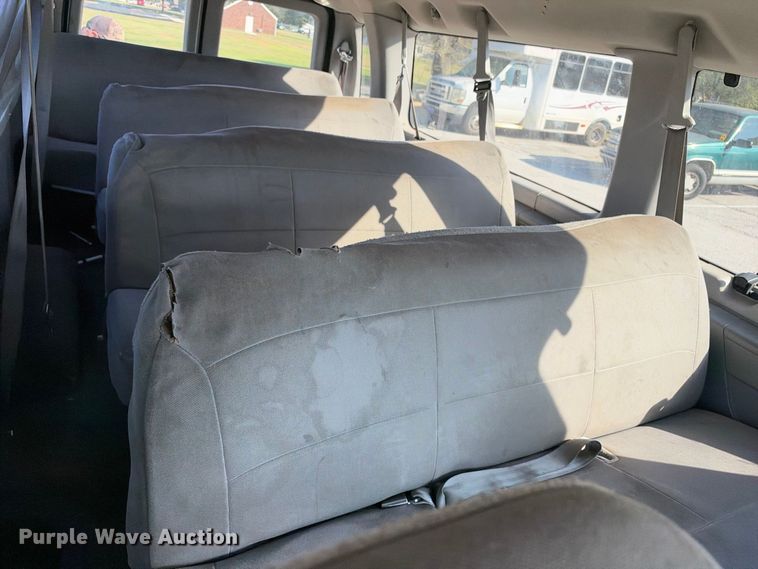 image for item EX2455 2007 Ford E350 van