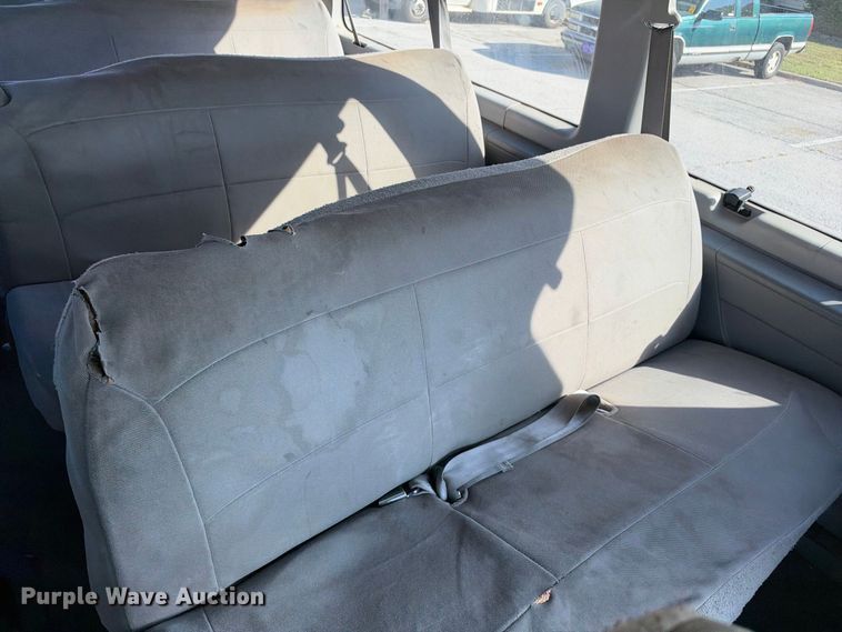 image for item EX2455 2007 Ford E350 van