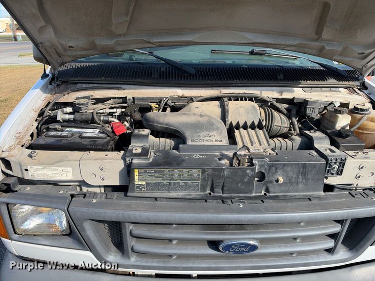 image for item EX2455 2007 Ford E350 van