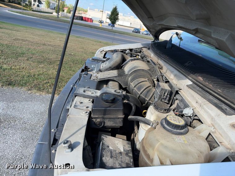 image for item EX2455 2007 Ford E350 van