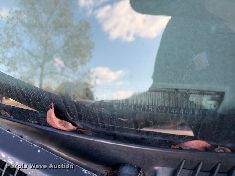 image for item EX2456 1997 Chevrolet C1500 Ext. Cab pickup truck