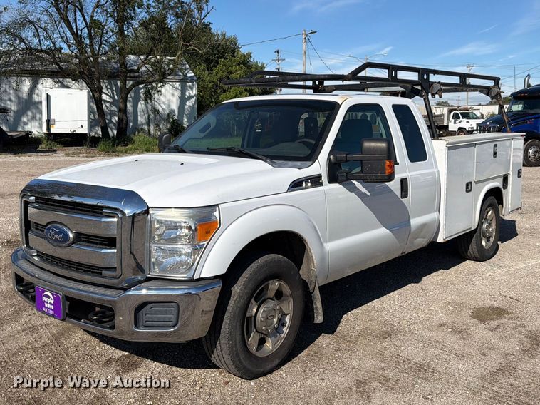 2012 Ford F250 Super Duty Ext. Cab utility bed pickup truck