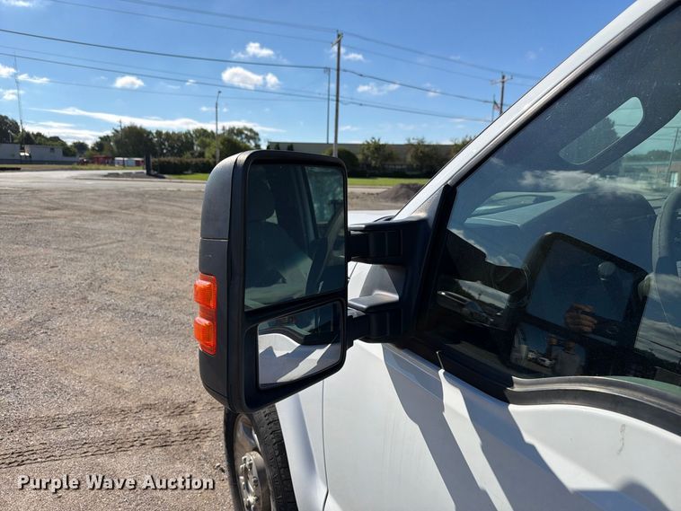 image for item EX4619 2012 Ford F250 Super Duty Ext. Cab utility bed pickup truck
