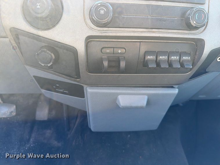 image for item EX4619 2012 Ford F250 Super Duty Ext. Cab utility bed pickup truck