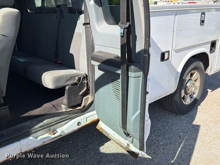 image for item EX4619 2012 Ford F250 Super Duty Ext. Cab utility bed pickup truck