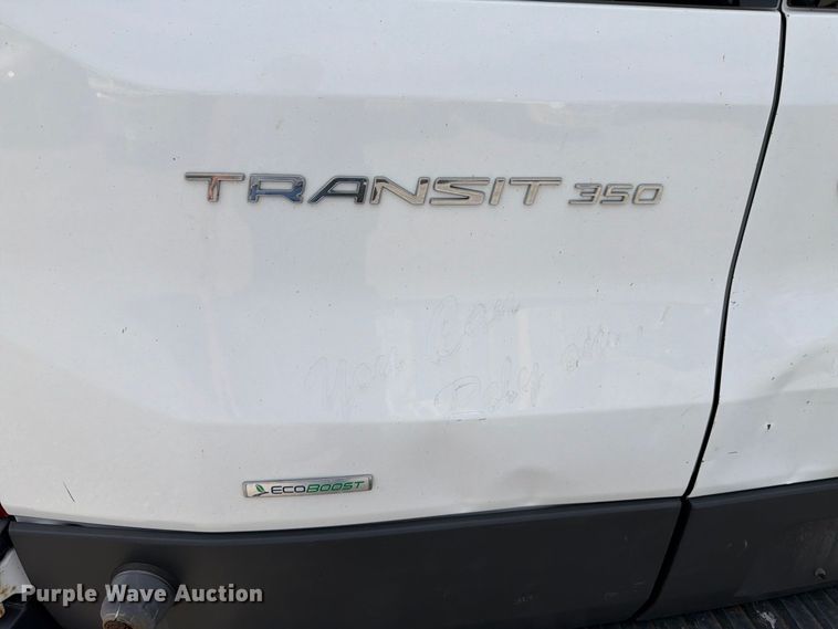 image for item EX4620 2018 Ford Transit van