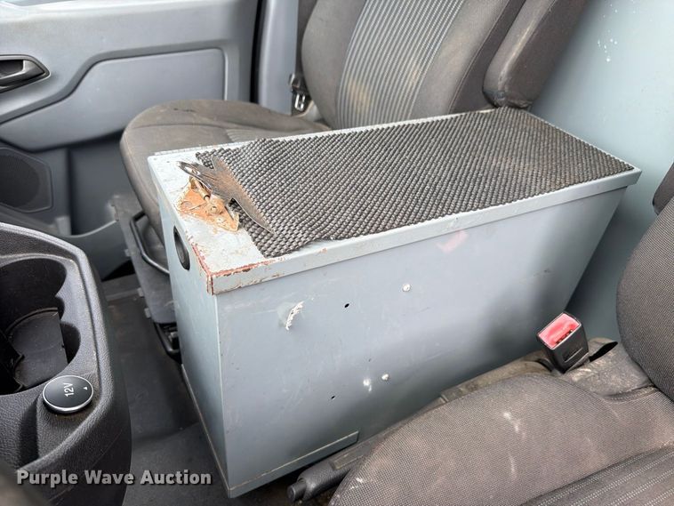 image for item EX4620 2018 Ford Transit van