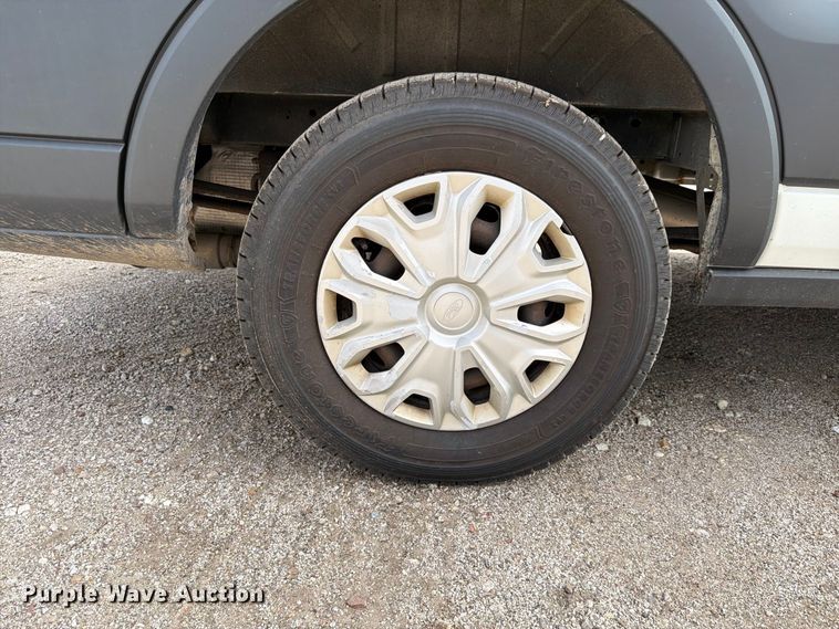 image for item EX4620 2018 Ford Transit van