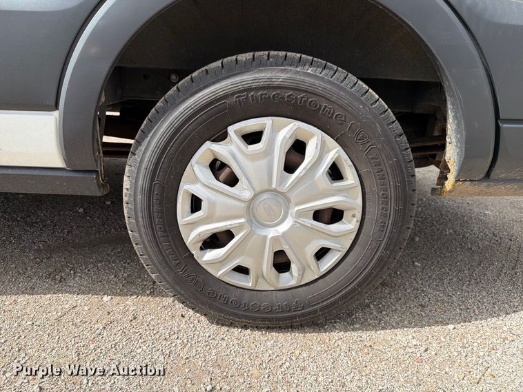image for item EX4620 2018 Ford Transit van