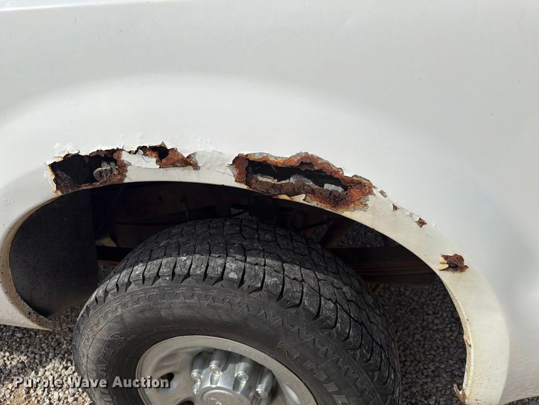 image for item EX4667 2004 Ford F250 Super Duty Ext. Cab pickup truck