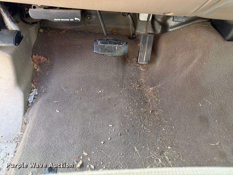 image for item EX4667 2004 Ford F250 Super Duty Ext. Cab pickup truck