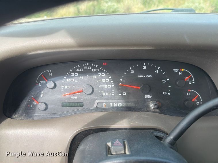 image for item EX4667 2004 Ford F250 Super Duty Ext. Cab pickup truck