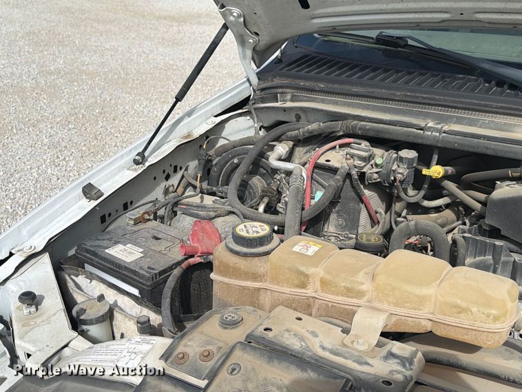 image for item EX4667 2004 Ford F250 Super Duty Ext. Cab pickup truck