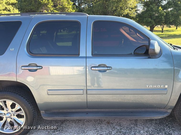 image for item EX5003 2008 Chevrolet Tahoe SUV