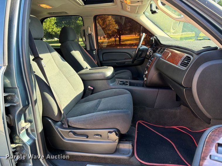 image for item EX5003 2008 Chevrolet Tahoe SUV